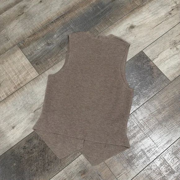 ETERNE Paige cashmere vest top in millet size M/L - Picture 5 of 5